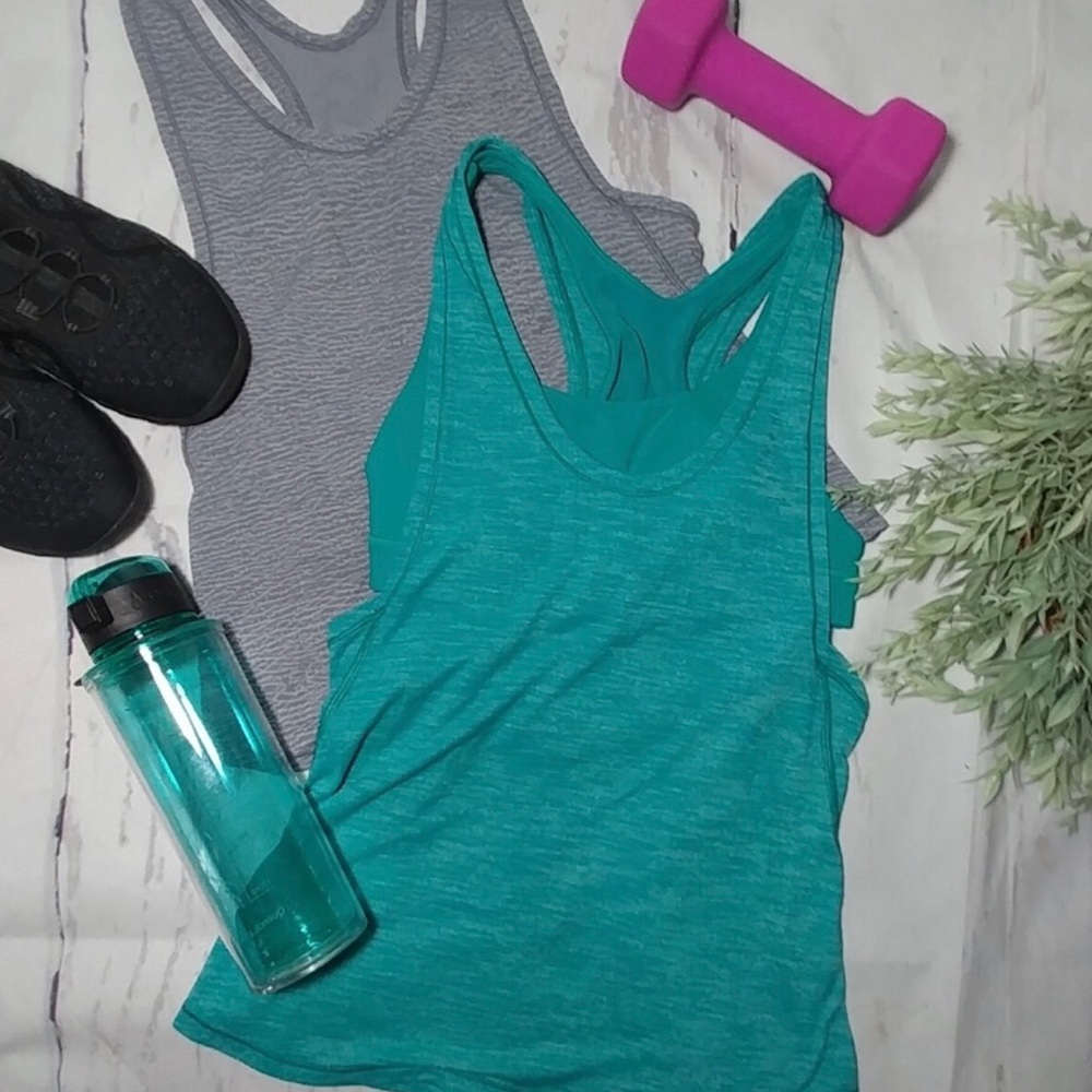 Lululemon tank
